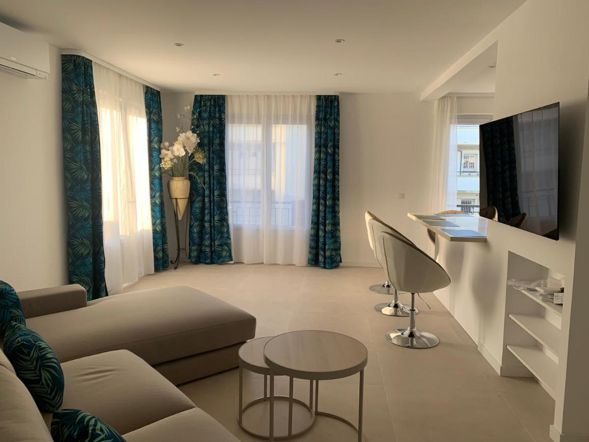 Douceurs Des Iles Apartment Frejus Exterior photo